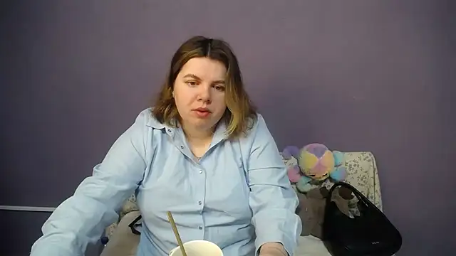 so shy online show from 04/20/26, 06:16