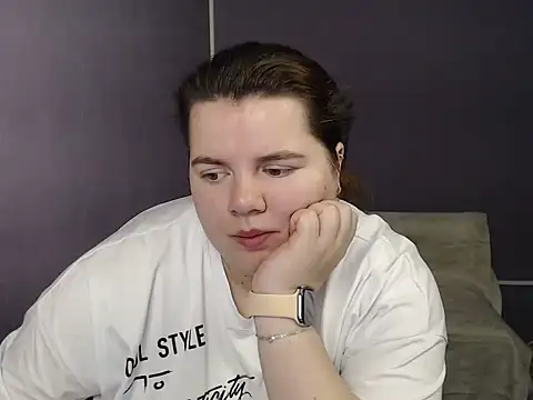 so shy online show from 09/09/25, 08:02