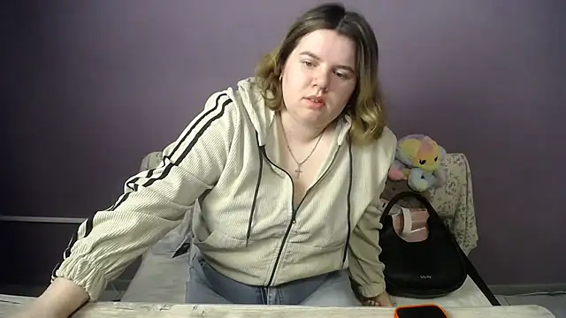 so shy online show from 04/30/26, 06:31