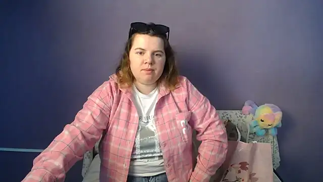 so shy online show from 05/15/26, 06:33