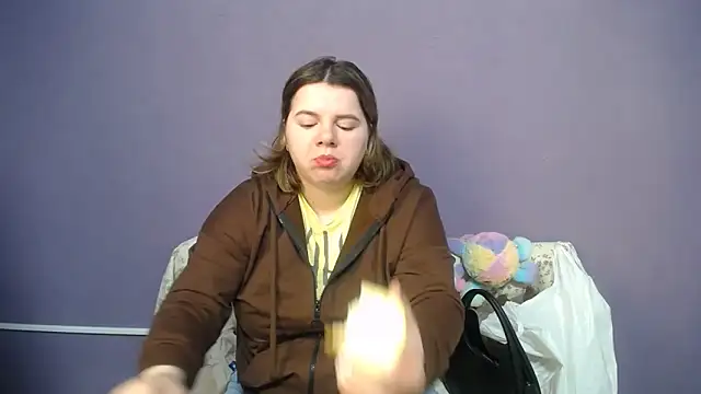 so shy online show from 04/21/26, 06:31