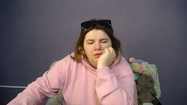 so shy online show from 05/11/26, 06:15