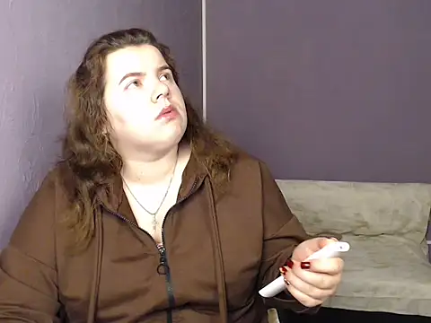 so shy online show from 09/23/25, 06:20