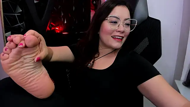 Snapshot of DarlingBDSM_ chatting on 05/23/26, 04:11 DarlingBDSM online show from 05/23/26, 04:11