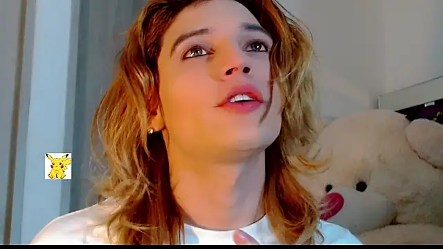 Snapshot of honey_skin chatting on 03/02/25, 08:48 honey skin online show from 03/02/25, 08:48