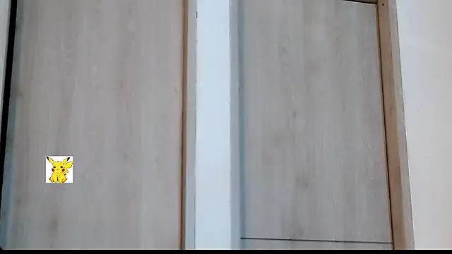 Snapshot of honey_skin chatting on 02/25/25, 11:26 honey skin online show from 02/25/25, 11:26