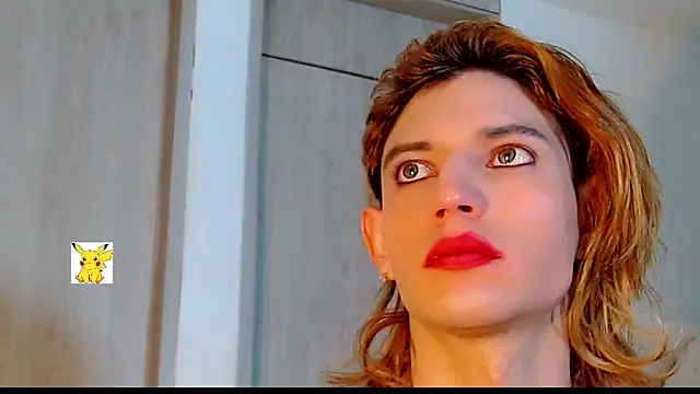 Snapshot of honey_skin chatting on 03/03/25, 12:12 honey skin online show from 03/03/25, 12:12