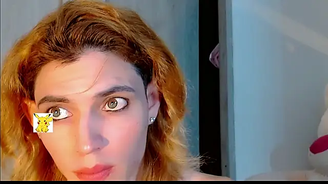 Snapshot of honey_skin chatting on 02/27/25, 02:25 honey skin online show from 02/27/25, 02:25