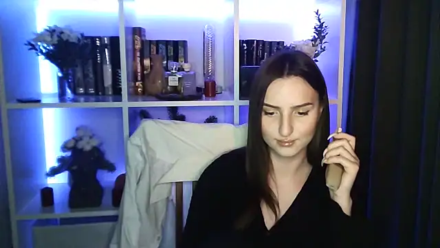 X Alisa online show from 03/11/26, 07:52