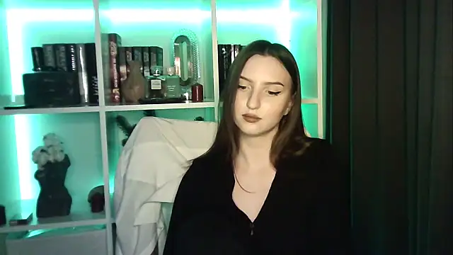 X Alisa online show from 02/13/26, 08:09