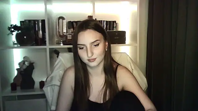 X Alisa online show from 03/19/26, 07:58