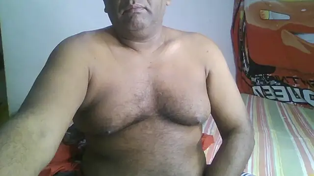 Snapshot of Beargryzzly chatting on 01/26/25, 11:18 Beargryzzly online show from 01/26/25, 11:18