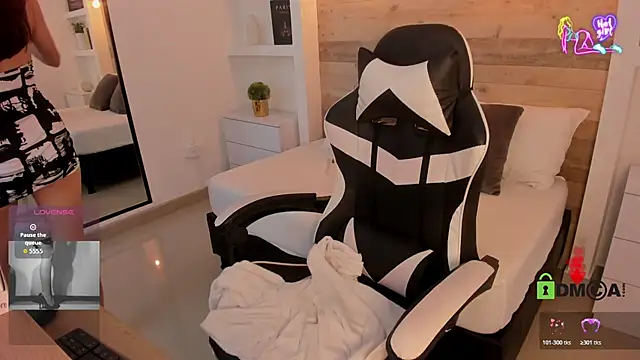 candy summer28 online show from 02/18/26, 07:32