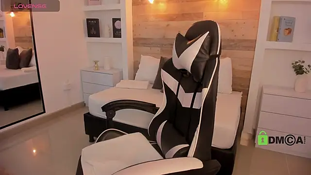 candy summer28 online show from 04/09/26, 07:09