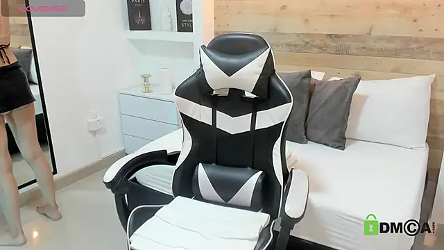 candy summer28 online show from 04/07/26, 07:26