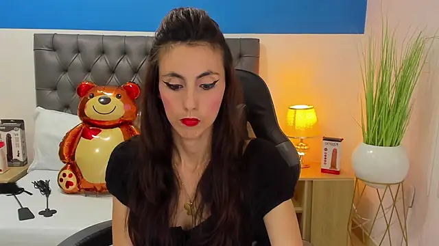 candy summer28 online show from 02/20/25, 07:30