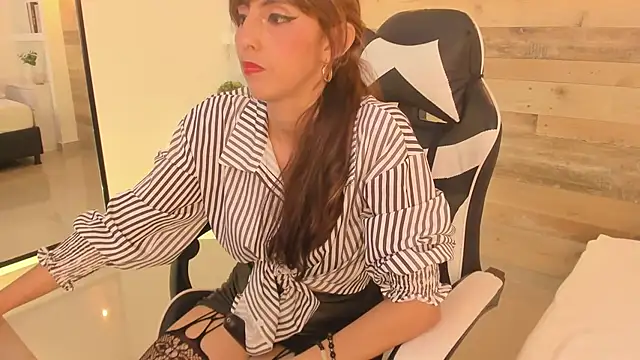 candy summer28 online show from 02/26/26, 12:21