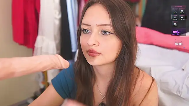 katlyn martins online show from 11/22/25, 07:13