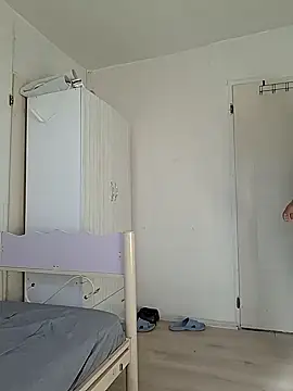 forfuntr online show from 09/17/25, 12:51