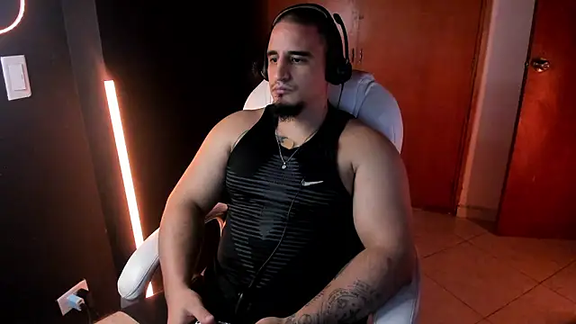 kingbear777 online show from 02/16/26, 04:00