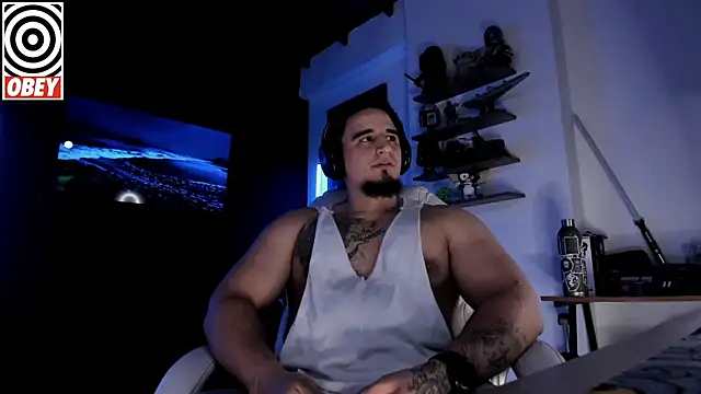 kingbear777 online show from 11/21/25, 12:37