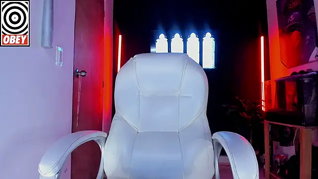 kingbear777 online show from 11/26/25, 06:02