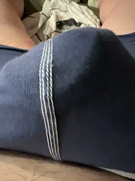 Snapshot of henes188 chatting on 09/30/25, 08:04 henes188 online show from 09/30/25, 08:04