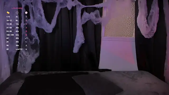 Snapshot of AramJoness chatting on 10/25/25, 06:52 AramJoness online show from 10/25/25, 06:52