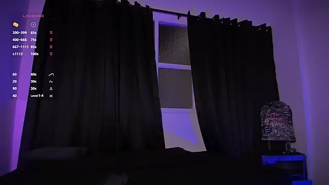 Snapshot of AramJoness chatting on 11/25/25, 09:04 AramJoness online show from 11/25/25, 09:04