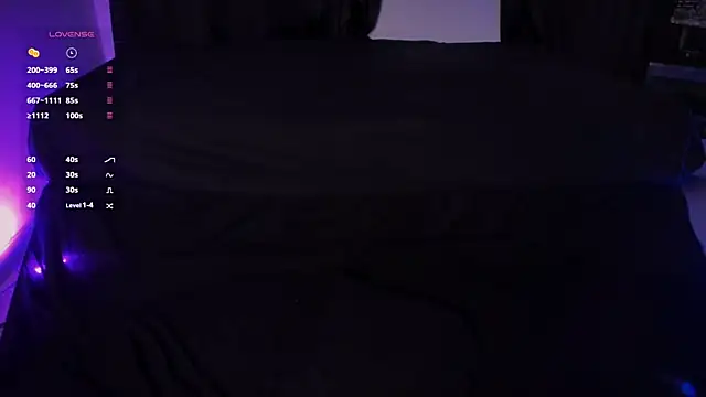 Snapshot of AramJoness chatting on 11/13/25, 07:40 AramJoness online show from 11/13/25, 07:40