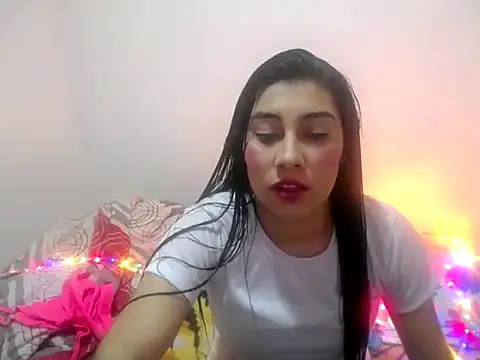  katerin love1 online show from 11/18/25, 05:05
