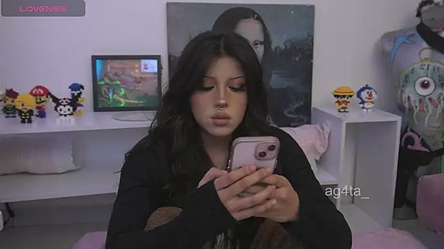 Ag4ta  online show from 11/21/25, 02:54