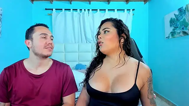 Snapshot of xxx_sweet_couple_ chatting on 03/04/26, 04:31 xxx sweet couple online show from 03/04/26, 04:31