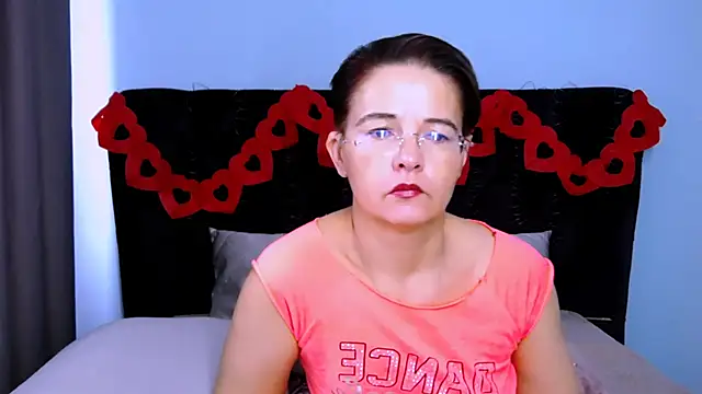 StaceyDarling online show from 02/15/26, 06:47