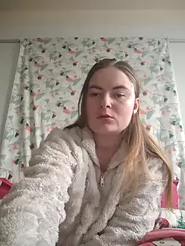 ElenaMaeer online show from 02/05/26, 02:02