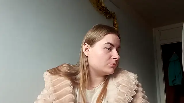 ElenaMaeer online show from 02/13/26, 08:58