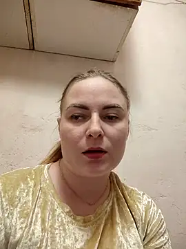 ElenaMaeer online show from 12/04/25, 06:40