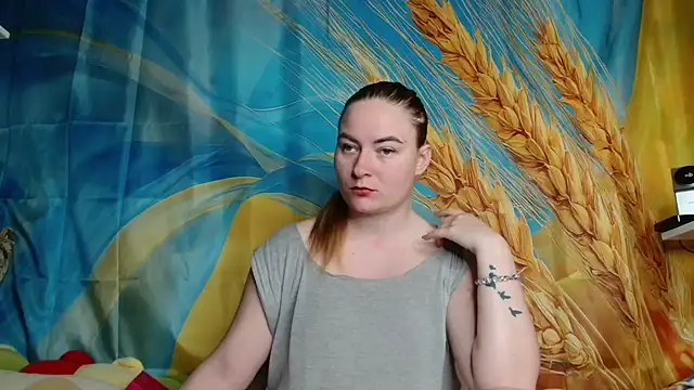 ElenaMaeer online show from 05/05/26, 07:33