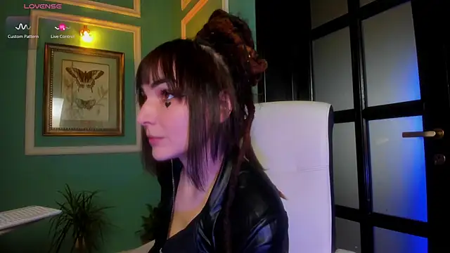 1Munique online show from 12/02/25, 12:29