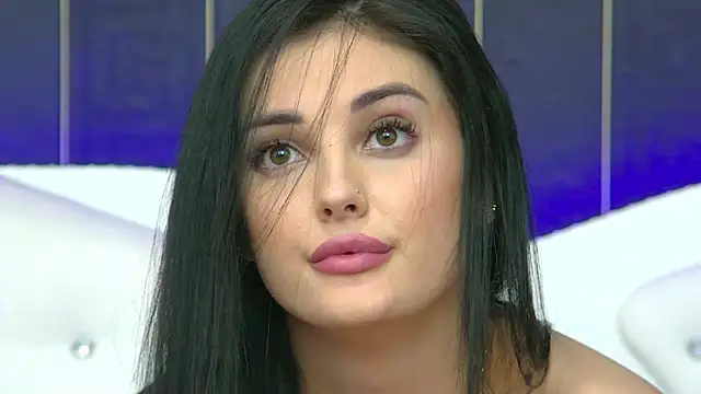 Snapshot of SophiaVilner chatting on 03/03/25, 09:48 SophiaVilner online show from 03/03/25, 09:48