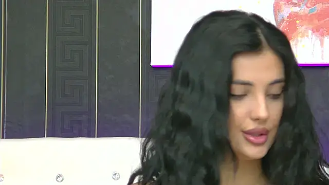 Snapshot of SophiaVilner chatting on 09/30/25, 06:25 SophiaVilner online show from 09/30/25, 06:25