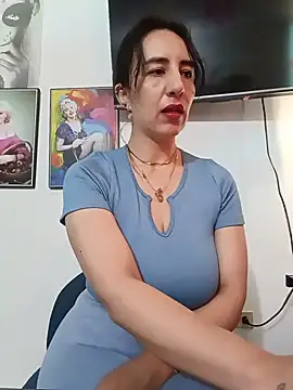 christine-x online show from 07/06/26, 01:18