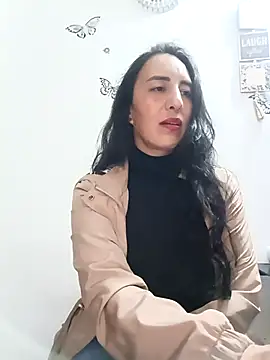 Snapshot of christine-x chatting on 02/26/26, 10:10 christine-x online show from 02/26/26, 10:10