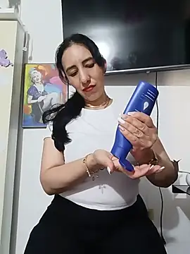 christine-x online show from 06/03/26, 10:14