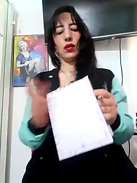 christine-x online show from 04/18/26, 12:18