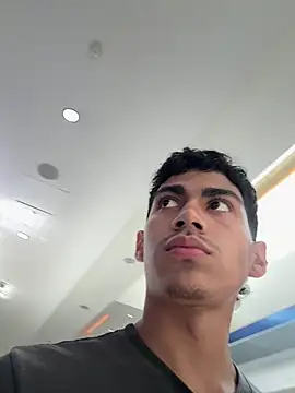 Snapshot of WildLogan chatting on 02/11/26, 04:18 WildLogan online show from 02/11/26, 04:18