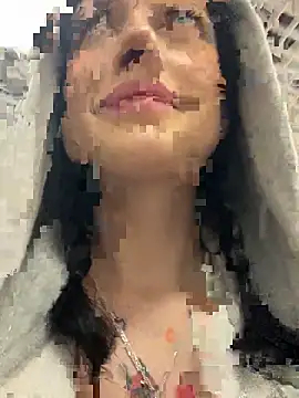 Melissa crazy online show from 11/06/25, 04:22