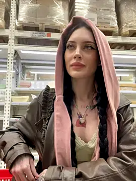 Melissa crazy online show from 11/12/25, 03:16