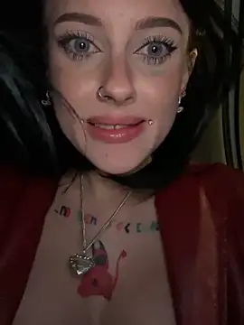 Snapshot of Melissa_crazy chatting on 01/25/25, 12:27 Melissa crazy online show from 01/25/25, 12:27
