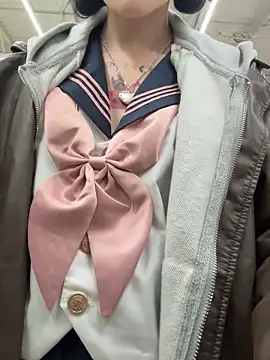 Melissa crazy online show from 10/31/25, 03:52